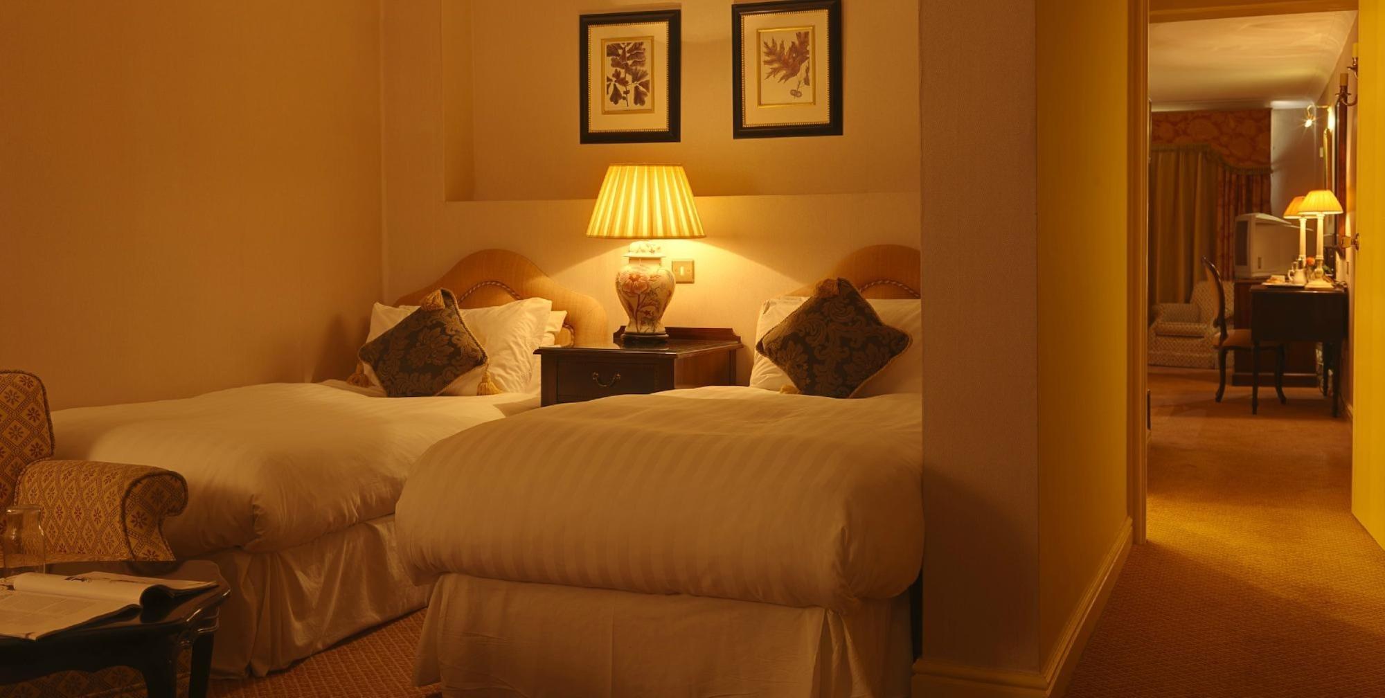 Nuremore Hotel & Country Club Карикмакрос Екстериор снимка