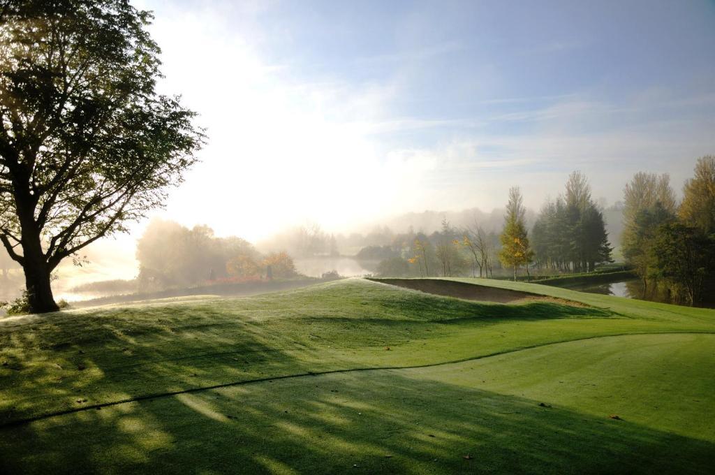 Nuremore Hotel & Country Club Карикмакрос Екстериор снимка