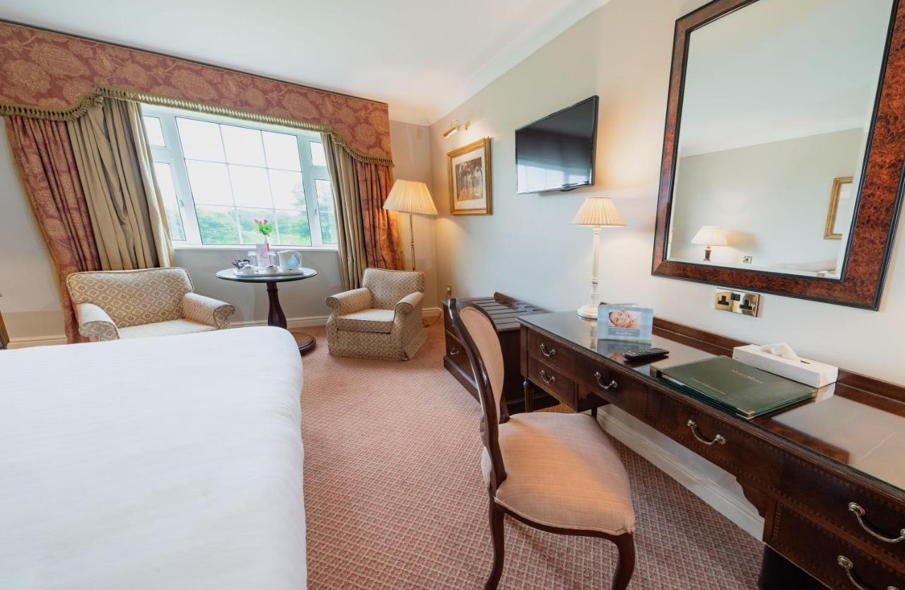 Nuremore Hotel & Country Club Карикмакрос Екстериор снимка